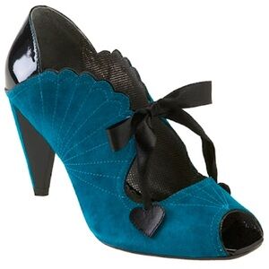 Poetic License Teal Suede Heels Size 8